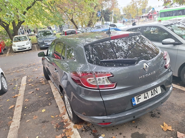 RENAULT Megane 2010 — imagine 3
