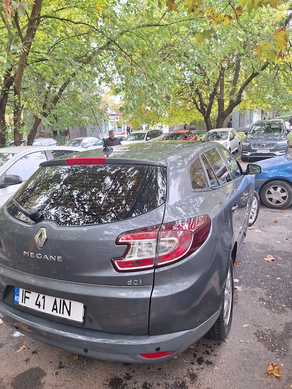 RENAULT Megane 2010 — imagine 2