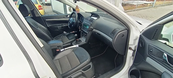SKODA Octavia 2009 — imagine 4