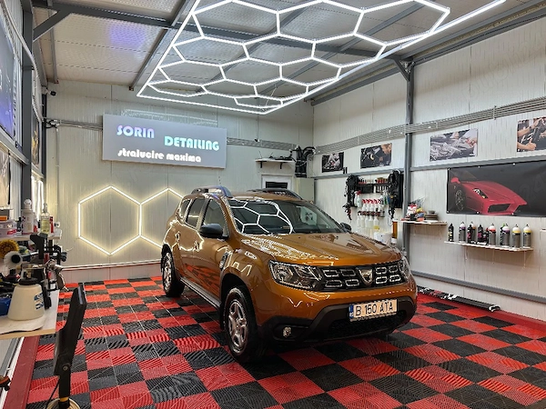 DACIA Duster 2020 — imagine 1