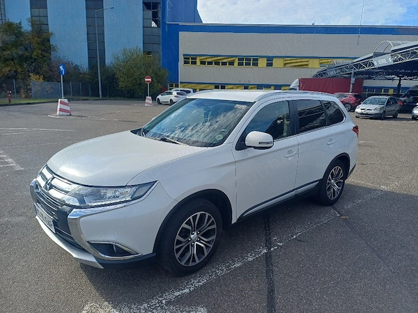 MITSUBISHI Outlander 2016 — imagine 8