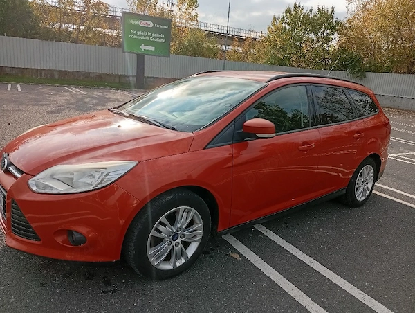 FORD Focus 2013 — imagine 3