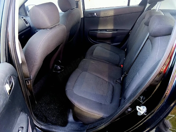 HYUNDAI i20 2011 — imagine 7