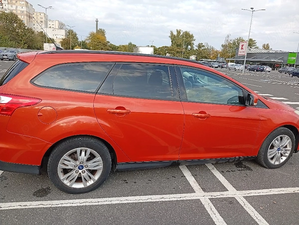 FORD Focus 2013 — imagine 9