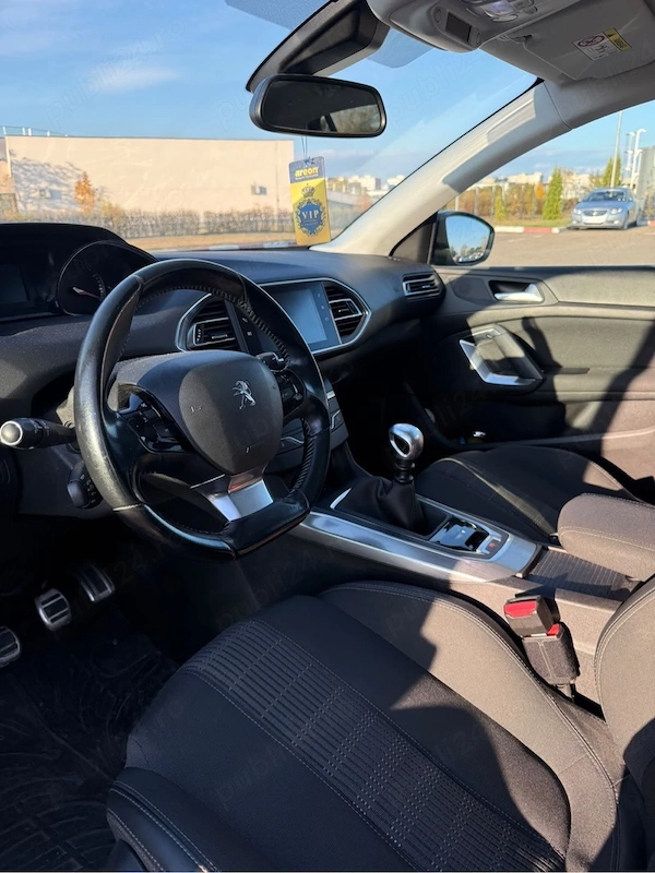 PEUGEOT 308 2018 — imagine 3