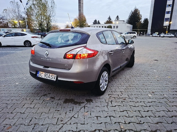 RENAULT Megane 2013 — imagine 4