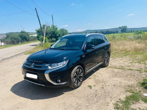 MITSUBISHI Outlander 2016 — imagine 5