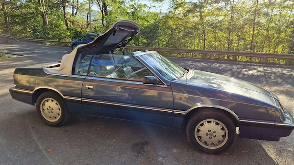 CHRYSLER Le Baron 1989 — imagine 7