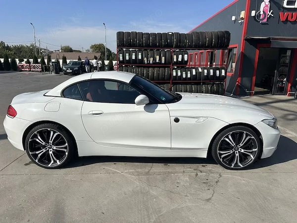 BMW Z4 2011 — imagine 3