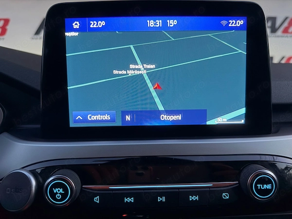 FORD Kuga 2022 — imagine 12