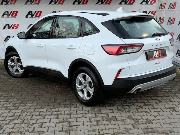 FORD Kuga 2022 — imagine 3