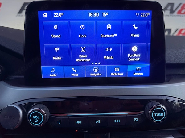 FORD Kuga 2022 — imagine 7