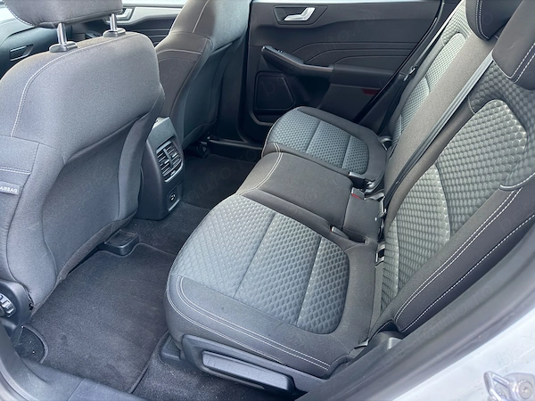 FORD Kuga 2022 — imagine 17