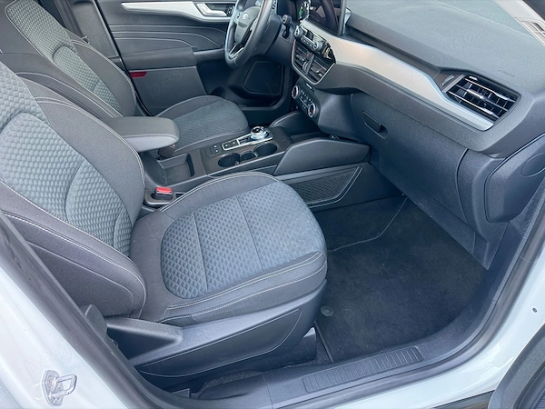 FORD Kuga 2022 — imagine 20