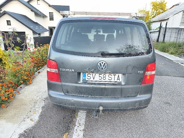 VOLKSWAGEN Touran 2006 — imagine 5