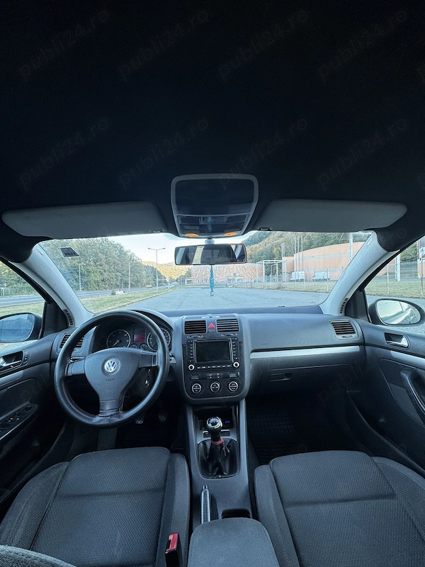 VOLKSWAGEN Golf 2005 — imagine 5
