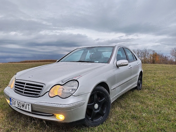 MERCEDES-BENZ E-Class 2003 — imagine 1