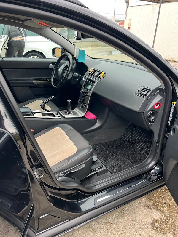VOLVO V50 2009 — imagine 5