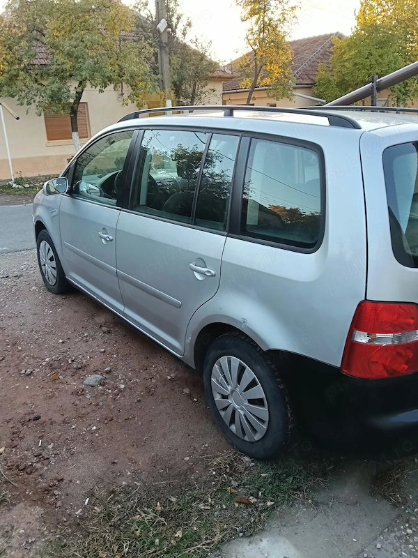 VOLKSWAGEN Touran 2005 — imagine 4