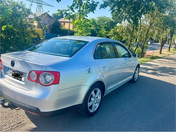 VOLKSWAGEN Jetta 2007 — imagine 4