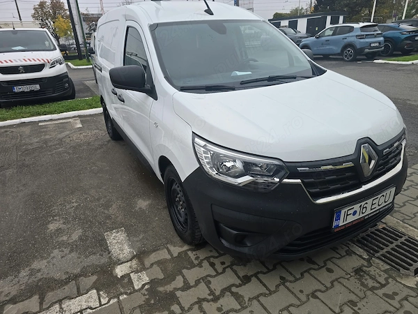 RENAULT Express 2024 — imagine 2