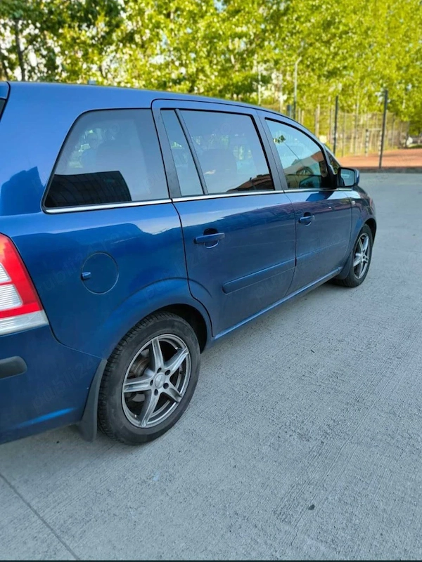 OPEL Zafira 2010 — imagine 3