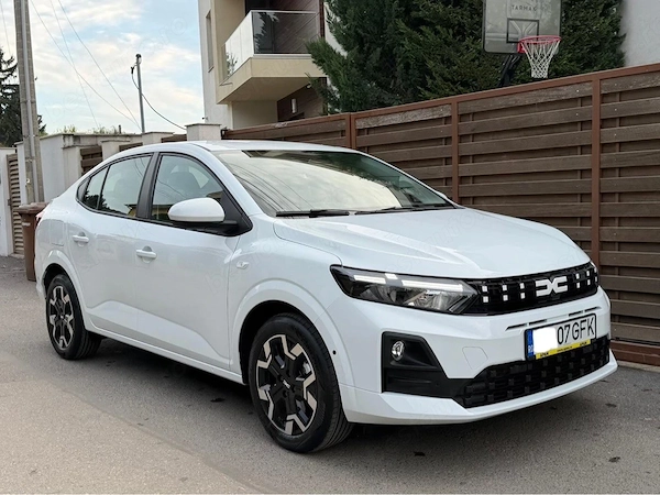 DACIA Logan 2026 — imagine 2