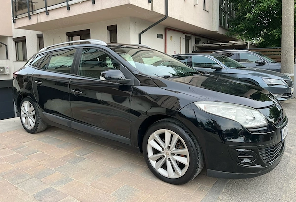 RENAULT Megane 2013 — imagine 2
