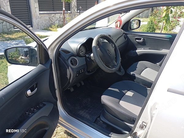 HYUNDAI i10 2010 — imagine 2