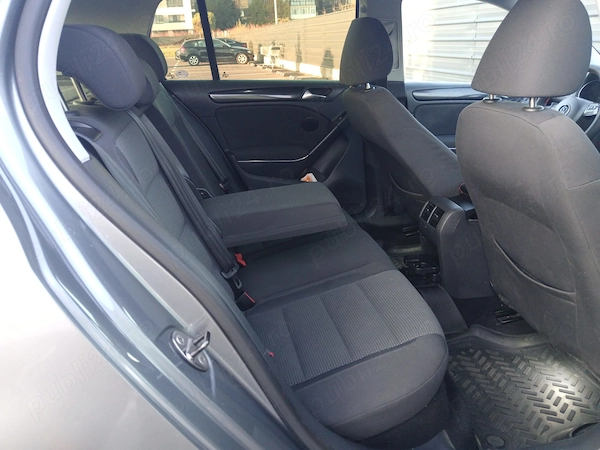 VOLKSWAGEN Golf 2011 — imagine 9