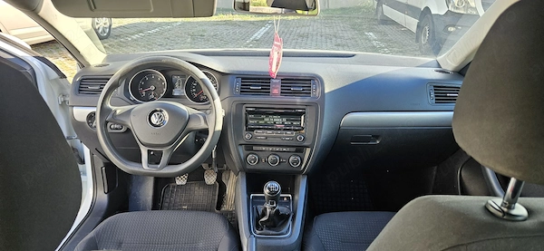 VOLKSWAGEN Jetta 2015 — imagine 6