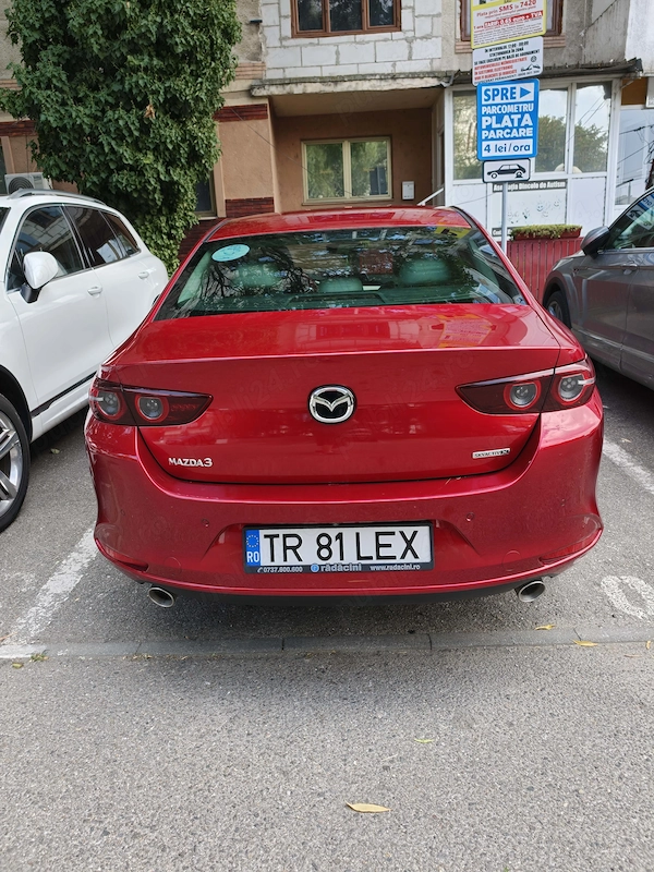 MAZDA 3 2019 — imagine 2