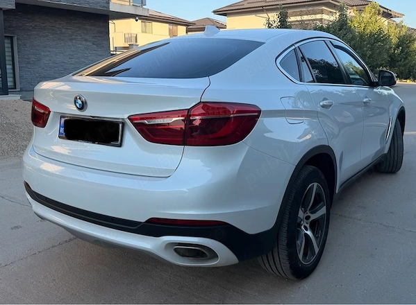 BMW  2019 — imagine 4