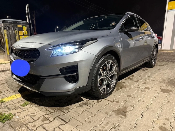 Kia Xceed 2021 hibrid, 21.500 € — imagine 4