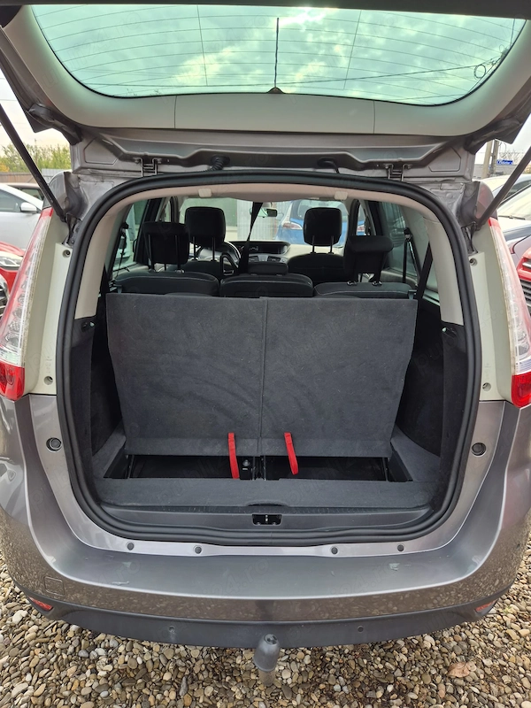 RENAULT Grand Scenic 2015 — imagine 8