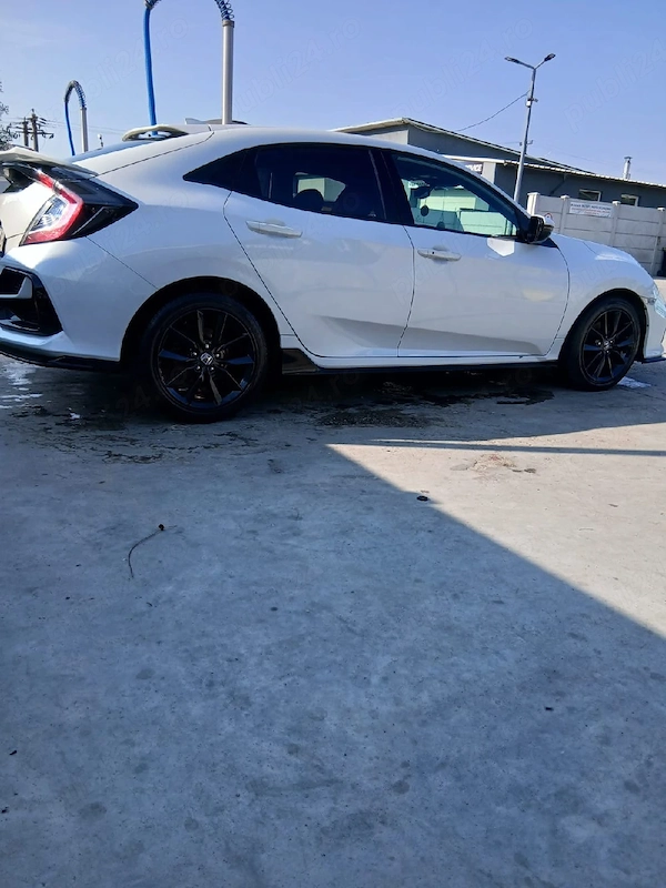 HONDA Civic 2020 — imagine 2