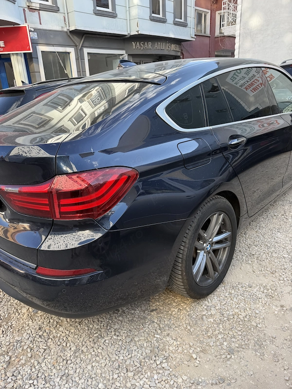 BMW Seria 5 2015 — imagine 1