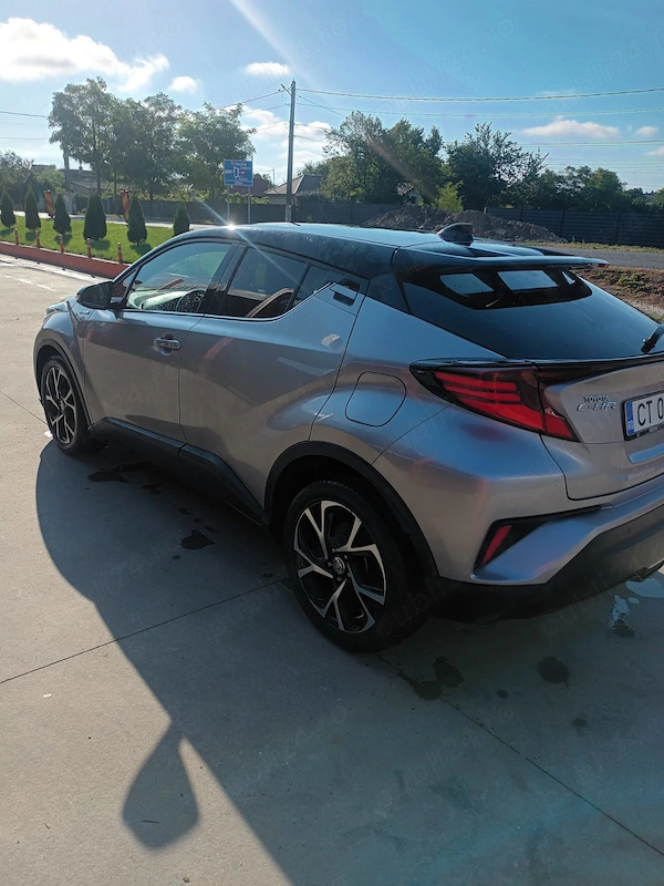 TOYOTA C-HR 2020 — imagine 3