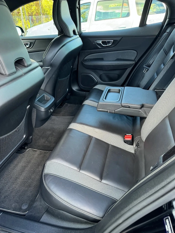VOLVO S60 2019 — imagine 8