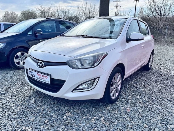 HYUNDAI i20 2013 — imagine 2