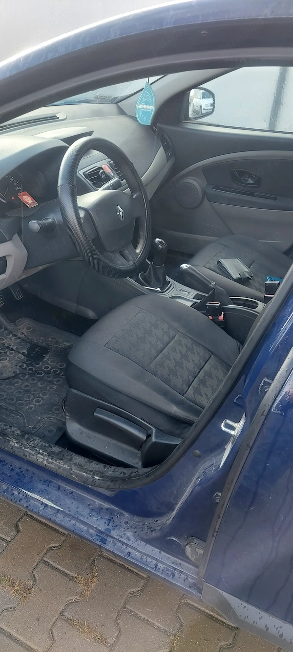 RENAULT Fluence 2011 — imagine 5