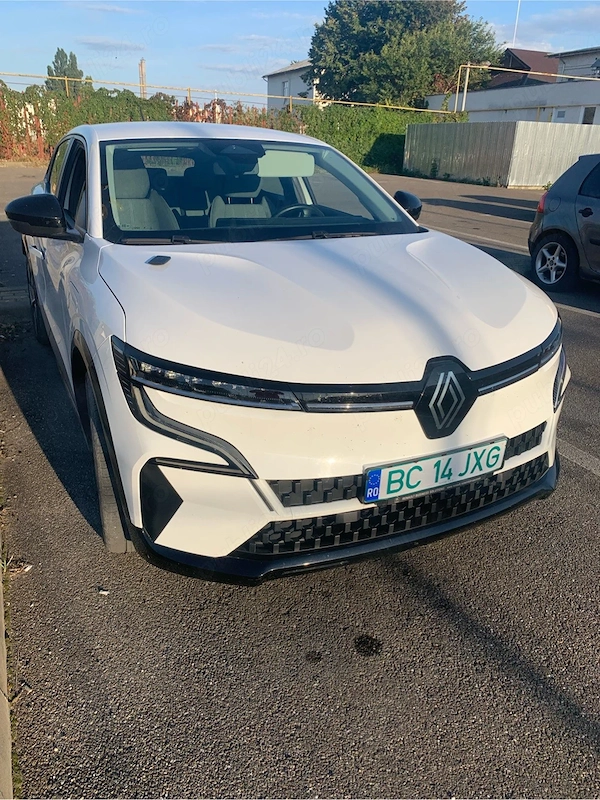 RENAULT Megane 2023 — imagine 5
