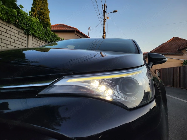 TOYOTA Avensis 2017 — imagine 8