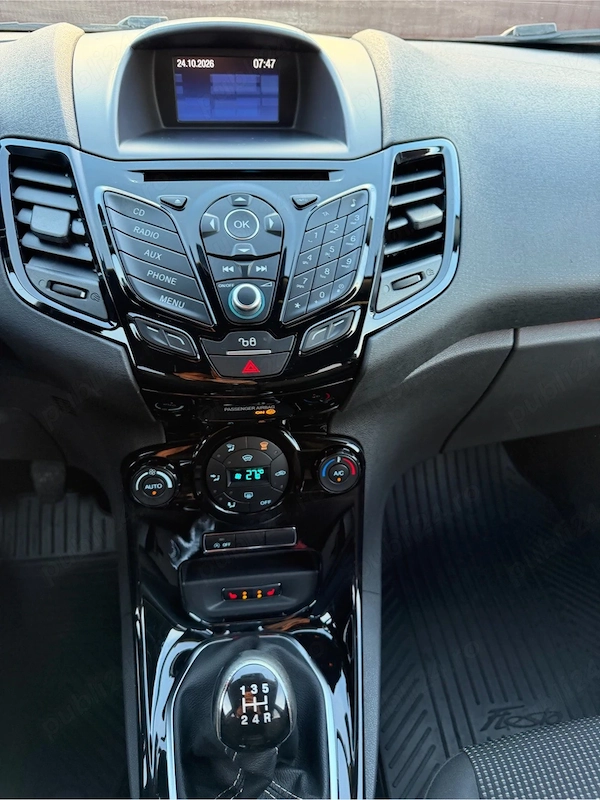 FORD Fiesta 2015 — imagine 19
