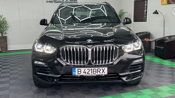 BMW  2021 — imagine 3
