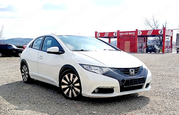 HONDA Civic 2013 — imagine 2