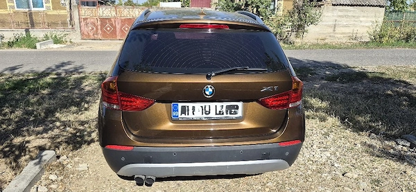 BMW  2011 — imagine 3
