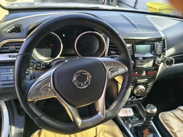 SSANGYONG Tivoli 2019 — imagine 5