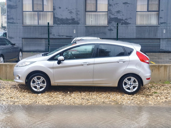 FORD Fiesta 2011 — imagine 2