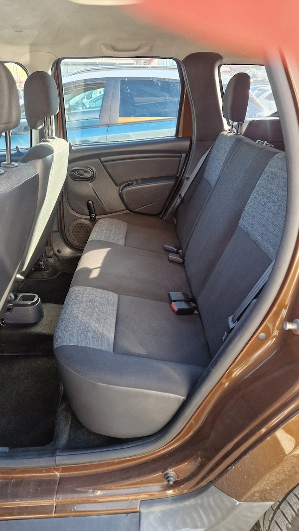 DACIA Duster 2010 — imagine 9